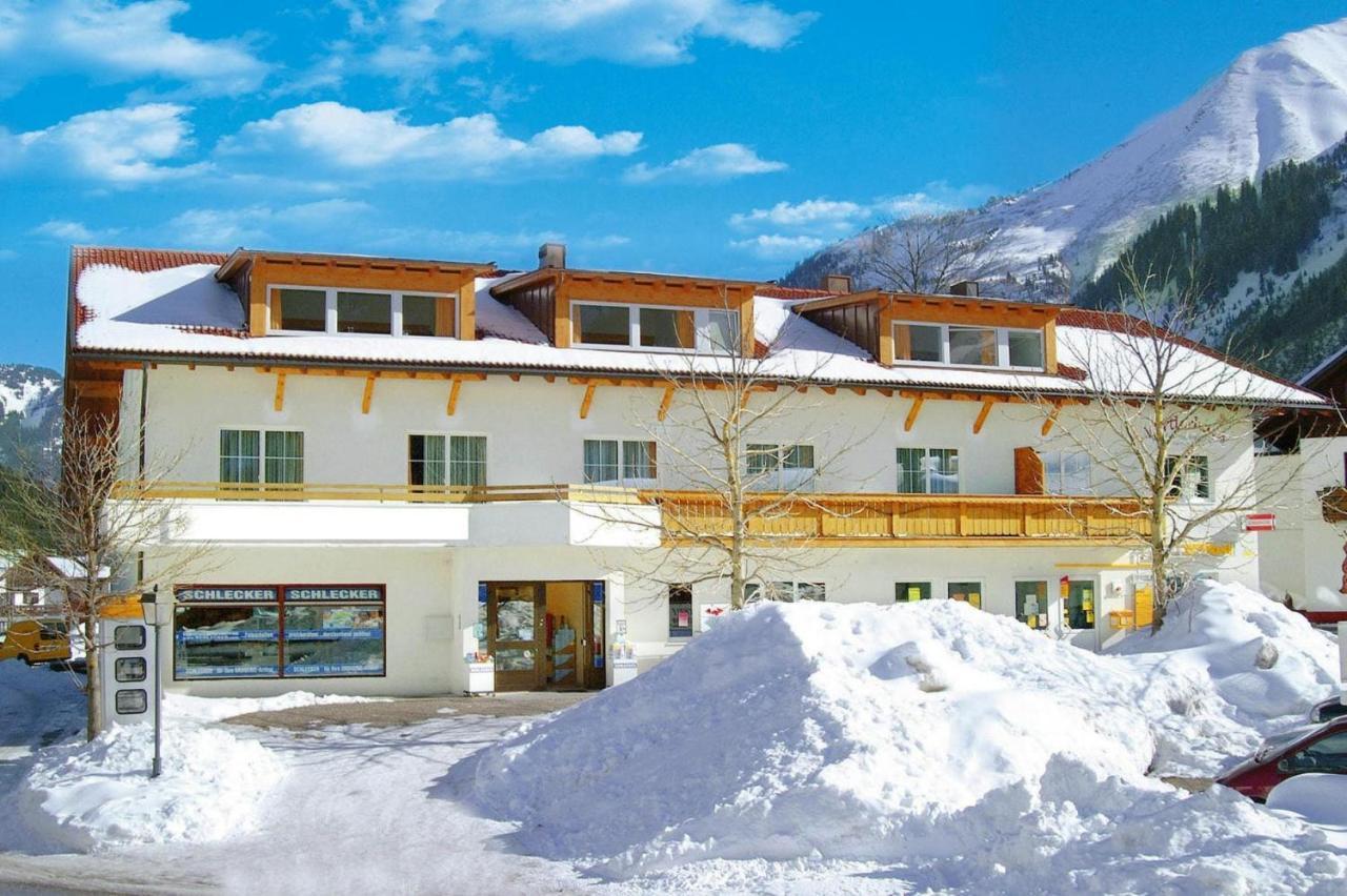 Apartment In Bichlbach At The Lake Luaran gambar